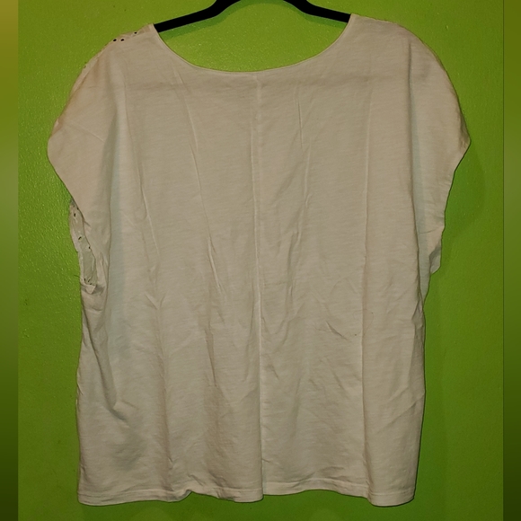 Eyelet Top - Picture 3 of 5